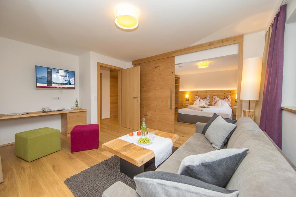 Hotel Stadt Wien Целль-ам-Зеє Номер фото