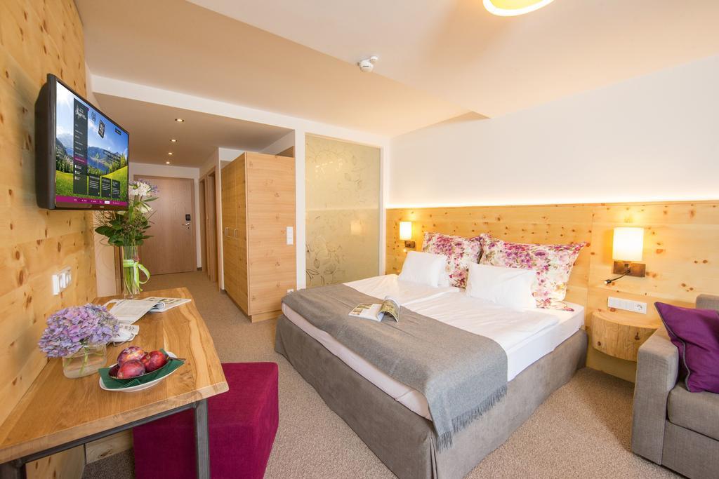 Hotel Stadt Wien Целль-ам-Зеє Номер фото